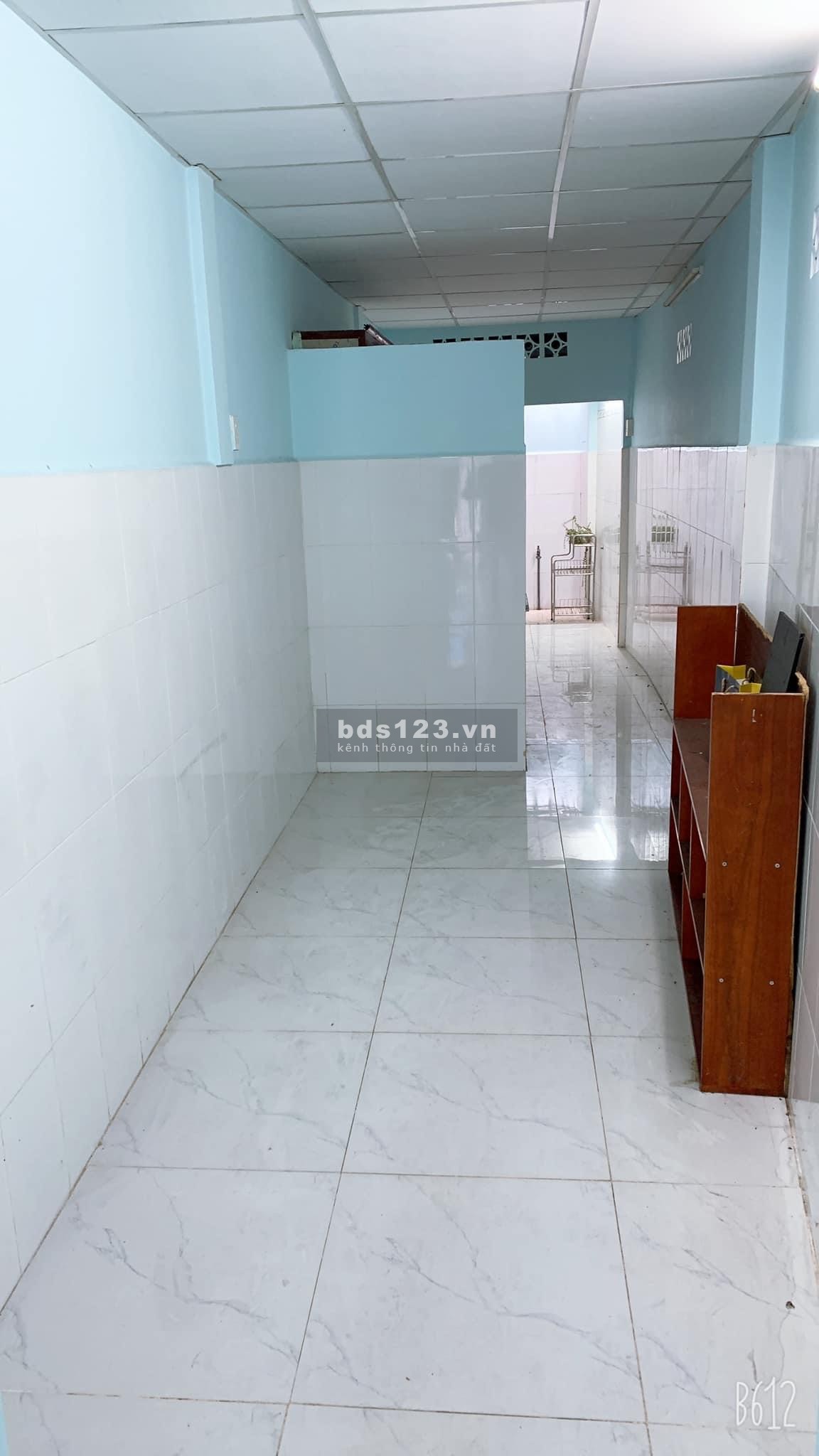 Nhà chính chủ mặt tiền Tân Hoà Đông khu dân cư đông đúc, giá tốt