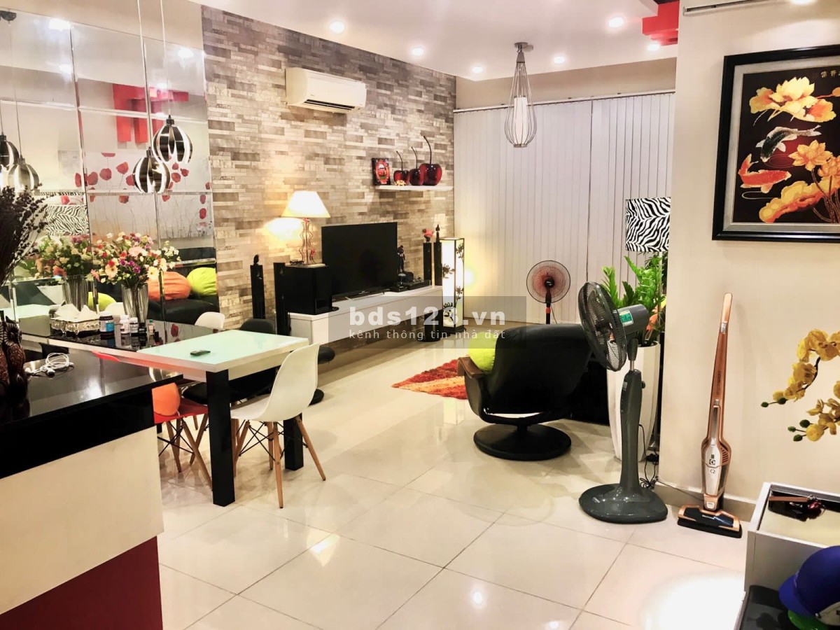 Chính chủ cần bán căn hộ Celadon City Tân Phú DT 89m² tầng 4