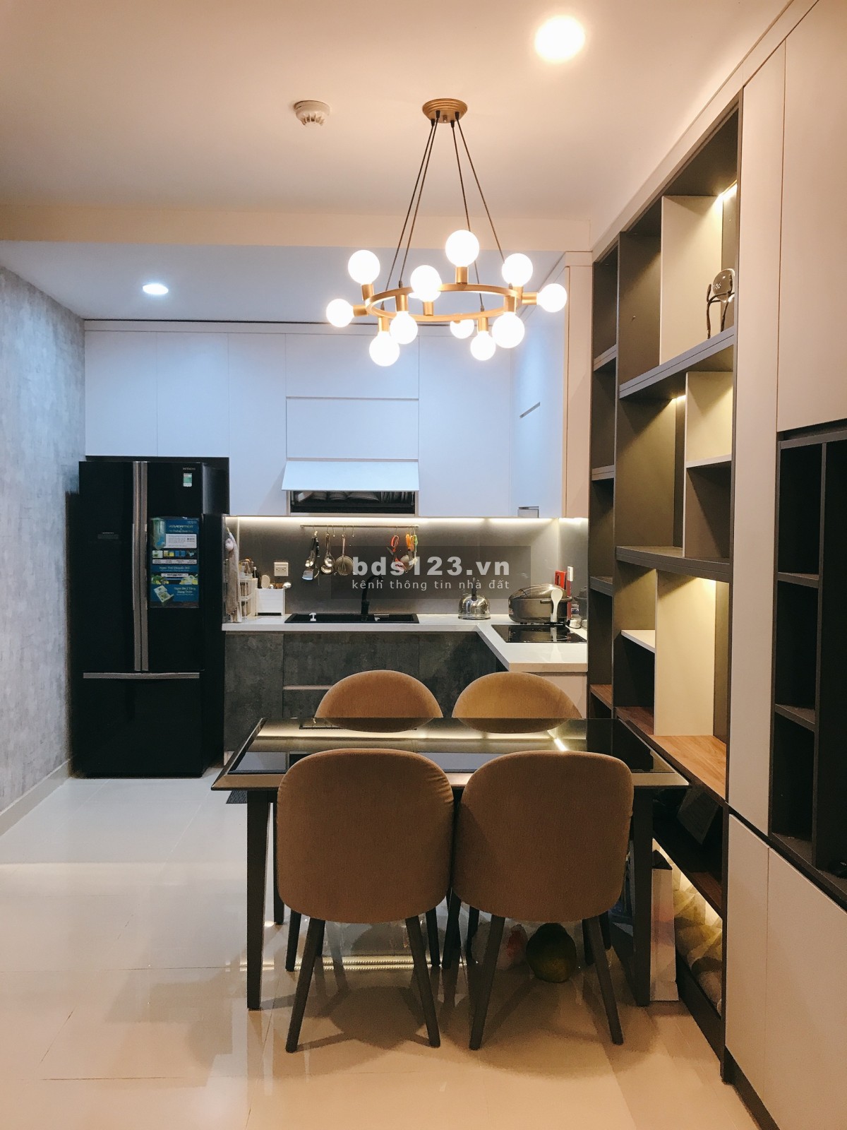 Chuyên chuyển nhượng căn hộ 1,2,3 phòng ngủ giá tốt dự án The Sun Avenue, quận 2. LH: 0335791172