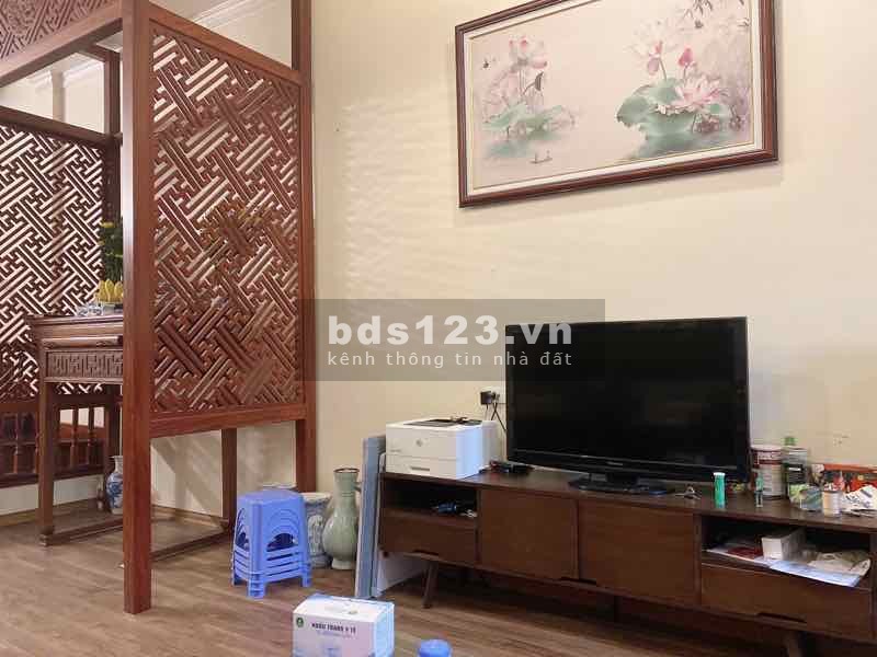 Chính chủ bán nhà Đội Cấn đúc 4 tầng giá chỉ 8,7 tỷ đồng