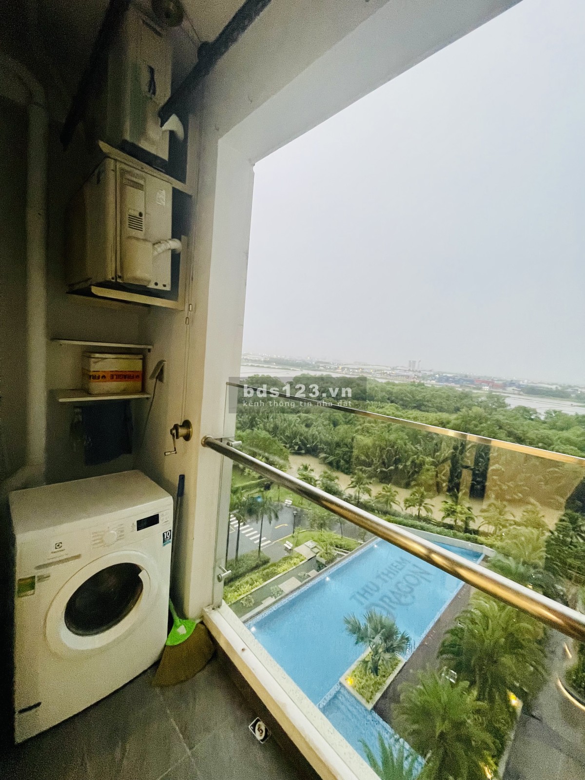Cho thuê căn hộ Thủ Thiêm Dragon Quận 2, căn officetel 45m2 full nội thất, ở và kinh doanh.