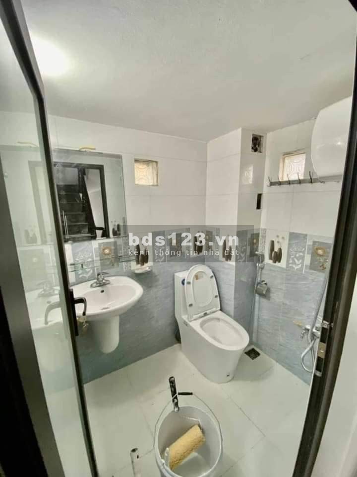Bán nhà mặt phố Tây Sơn kinh doanh cho thuê DT 50m² x 5 tầng mặt tiền 5m nở hậu chỉ nhỉnh 4 tỷ