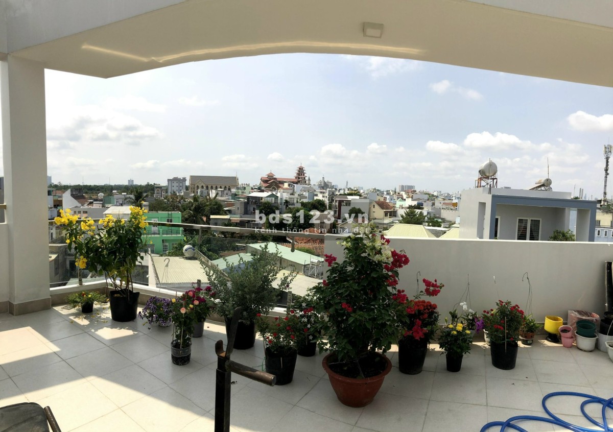 Bán gấp nhà hẻm xe tải đường Nguyễn Duy Trinh 50m² x 5 tầng, MT 9,2m giá 8,3 tỷ đồng