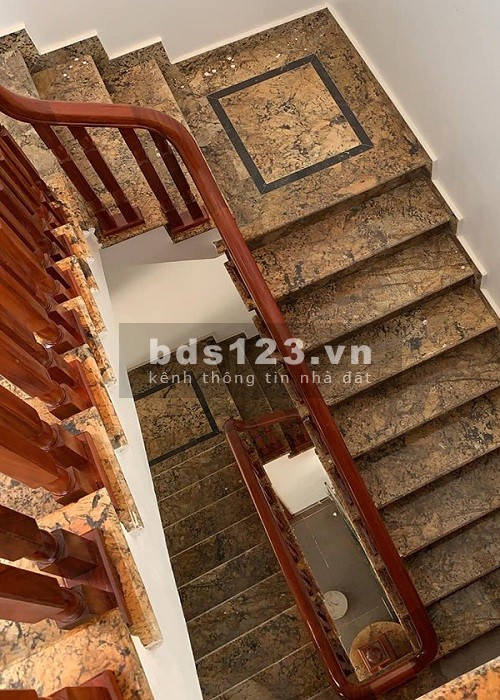 Bán Gấp Nhà Xã Đàn, 10m ô tô, diện tích sử dụng 62m2, 5.5 tỷ