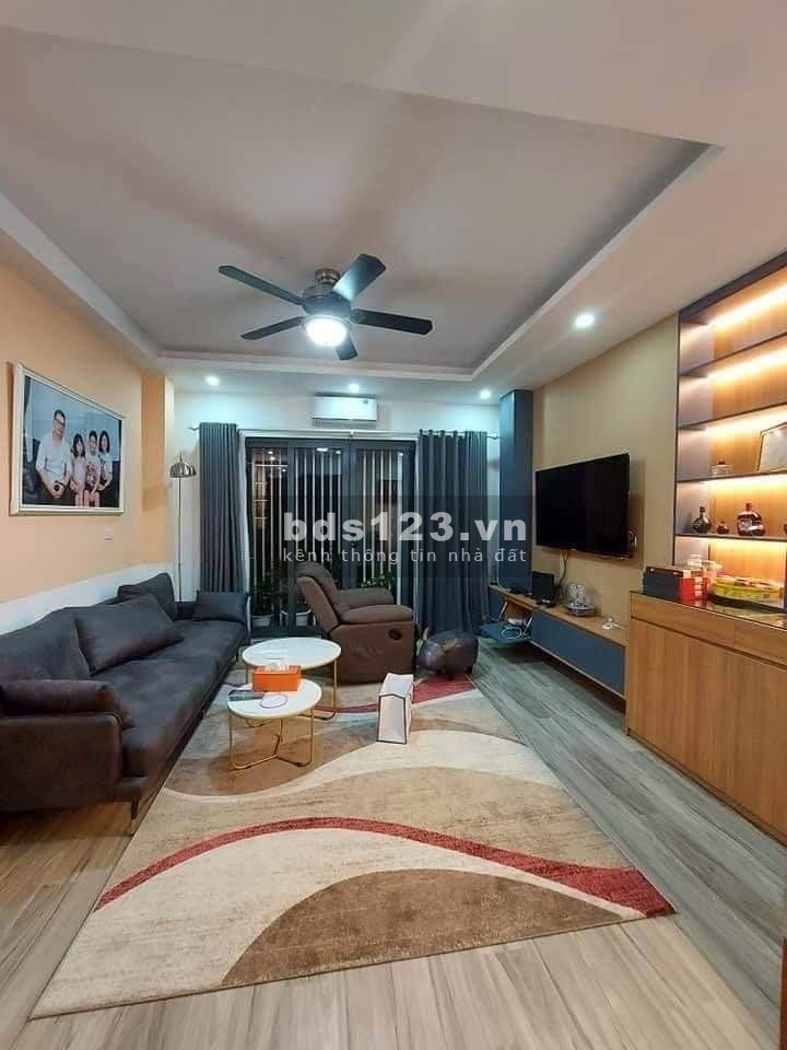 50m2 nở hậu 5 tầng mặt tiền 5m kinh doanh cho thuê chỉ nhỉnh 3tỷ