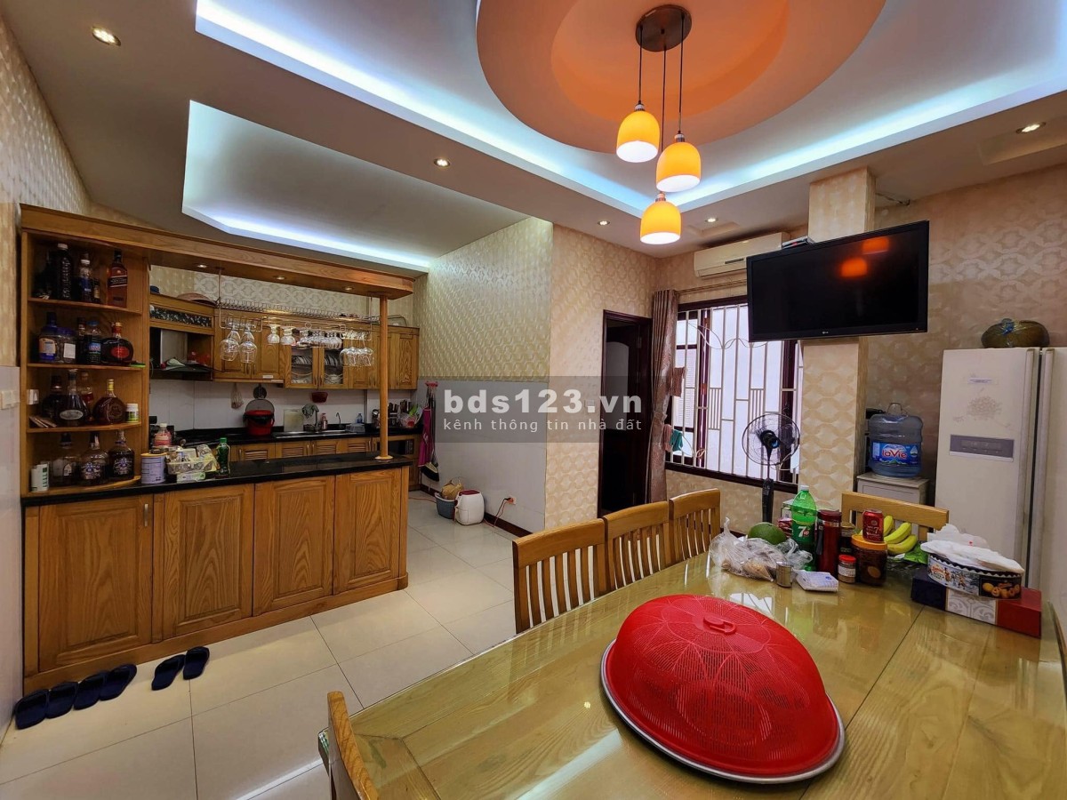 Bán nhà đẹp nguyên căn Ngọc Lâm tiện ích trăm đường, diện tích 50m2 giá 4,5 tỷ