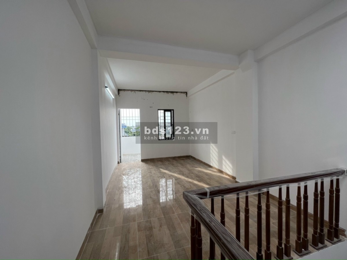 Cần bán gấp căn nhà xây mới đường Phúc Thành Biên Giang cách QL6 chỉ 70m.31m2 x 4 tầng