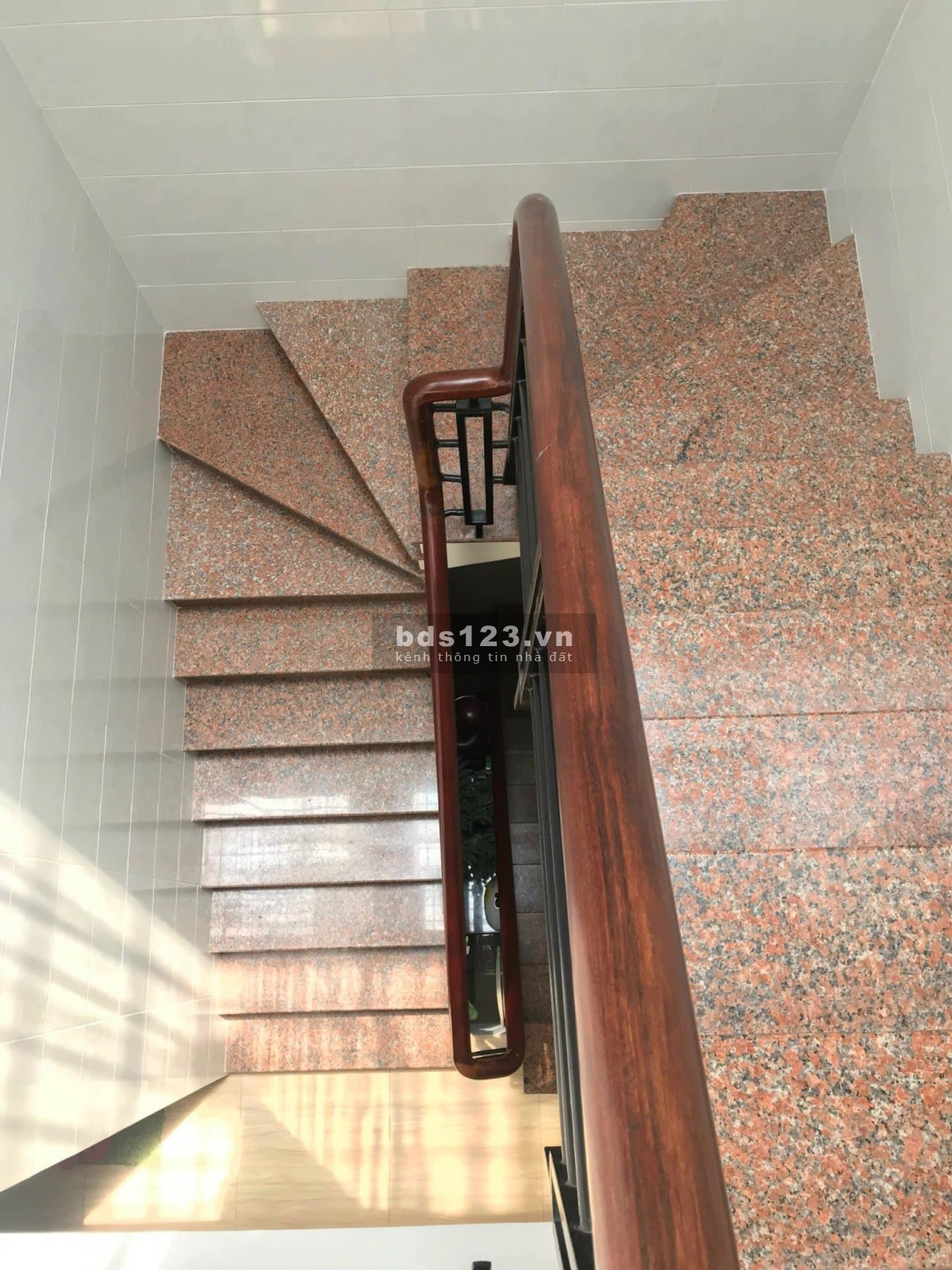 Bán nhà Hương Lộ 2, 4 tầng bề thế, hẻm 6m, dtsd 192m2 chỉ 5.x tỷ