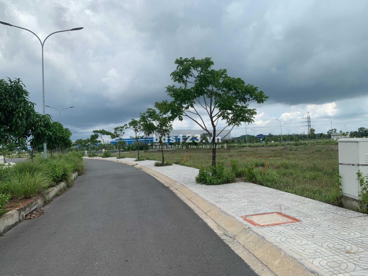 Chính chủ cần tiền bán đất dự án KĐT Làng Sen Đức Hòa Long An 1,35 tỷ sổ hồng công chứng trong ngày