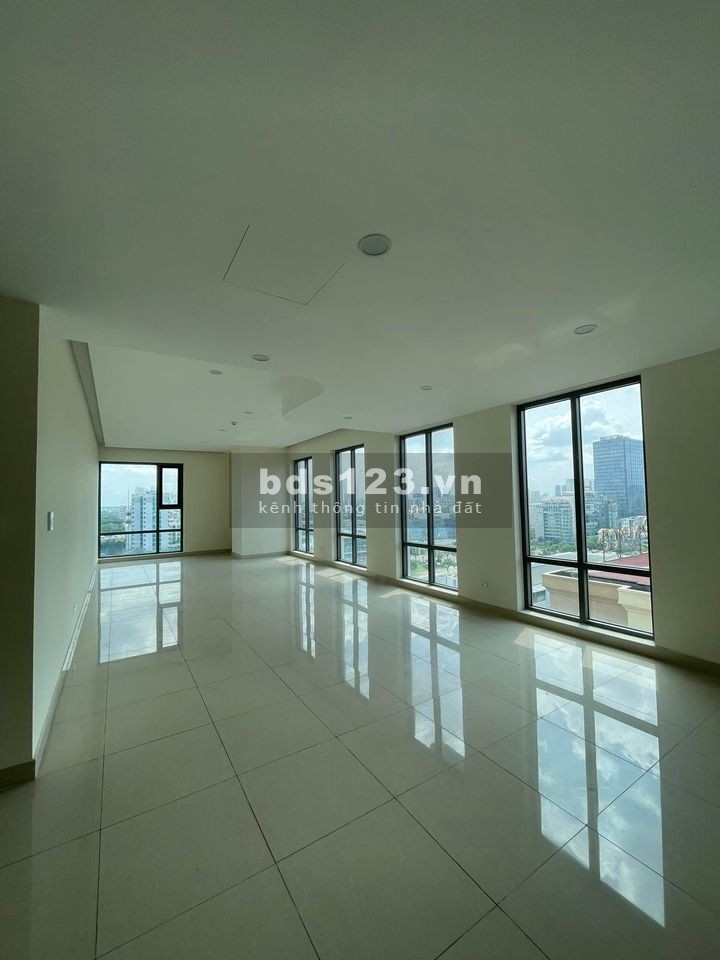 Văn phòng cho thuê khu vực VIP đầy đủ tiện ích, Tân Bình DT 80m² HXT view công viên