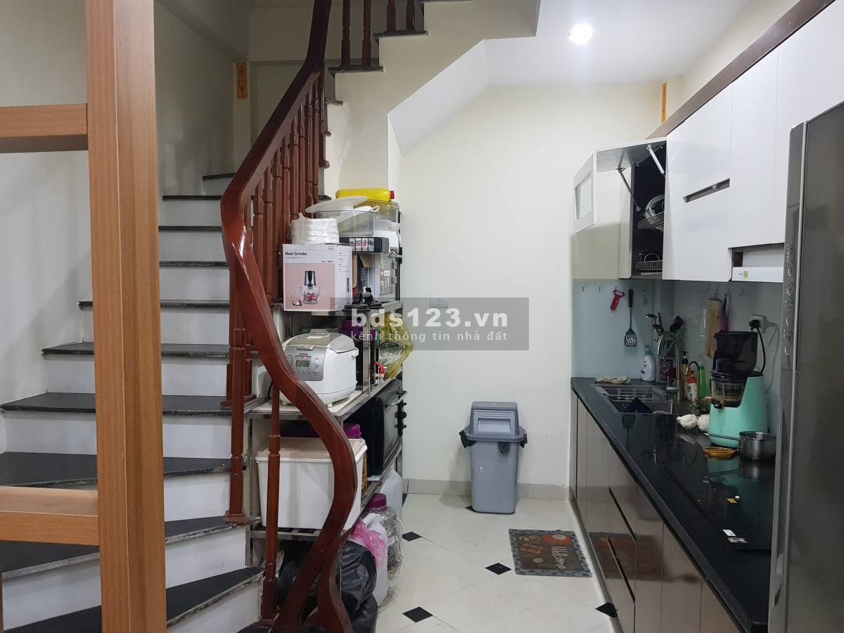 Bán nhà 5 tầng 2 mặt thoáng ô tô tránh Ngô Thì Sỹ, Hà Đông, giá bán 3.2 tỷ