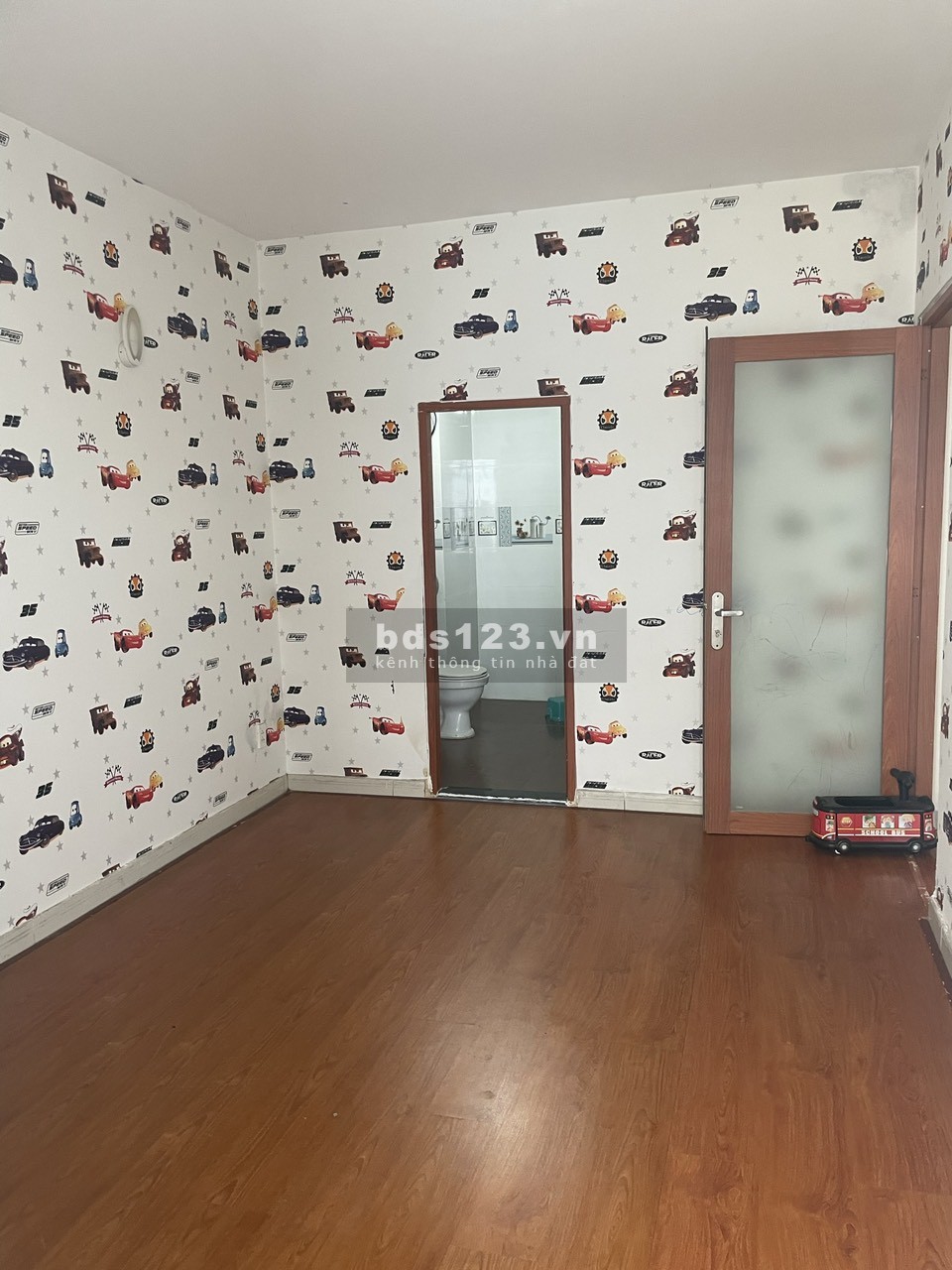Bán căn hộ 92m2 tầng 12 c/c Phú Thạnh Tân Phú lh 0913161368