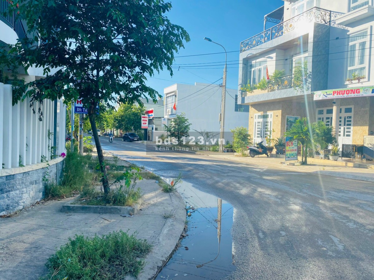 Gia đình cần tiền bán gấp lô đất ngay trung tâm thị xã Điện Bàn,giá chỉ 1,2 tỷ