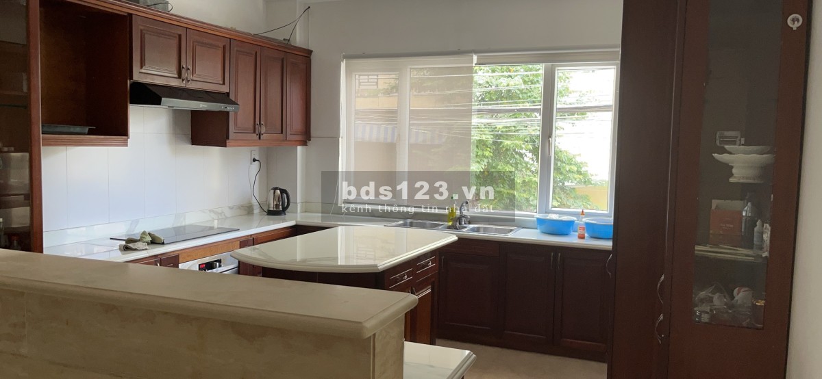 Cho thuê Villa phường Bình An rộng 200m2 có sân thượng giá tốt