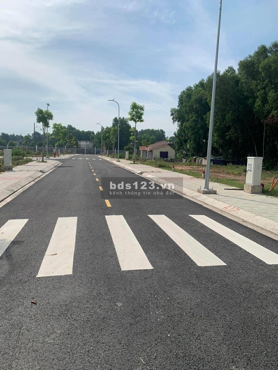 Giá chỉ 1,2 tỷ sở hữu nhà 1 trệt 1 lầu ngay KCN VSIP lh 0987522710