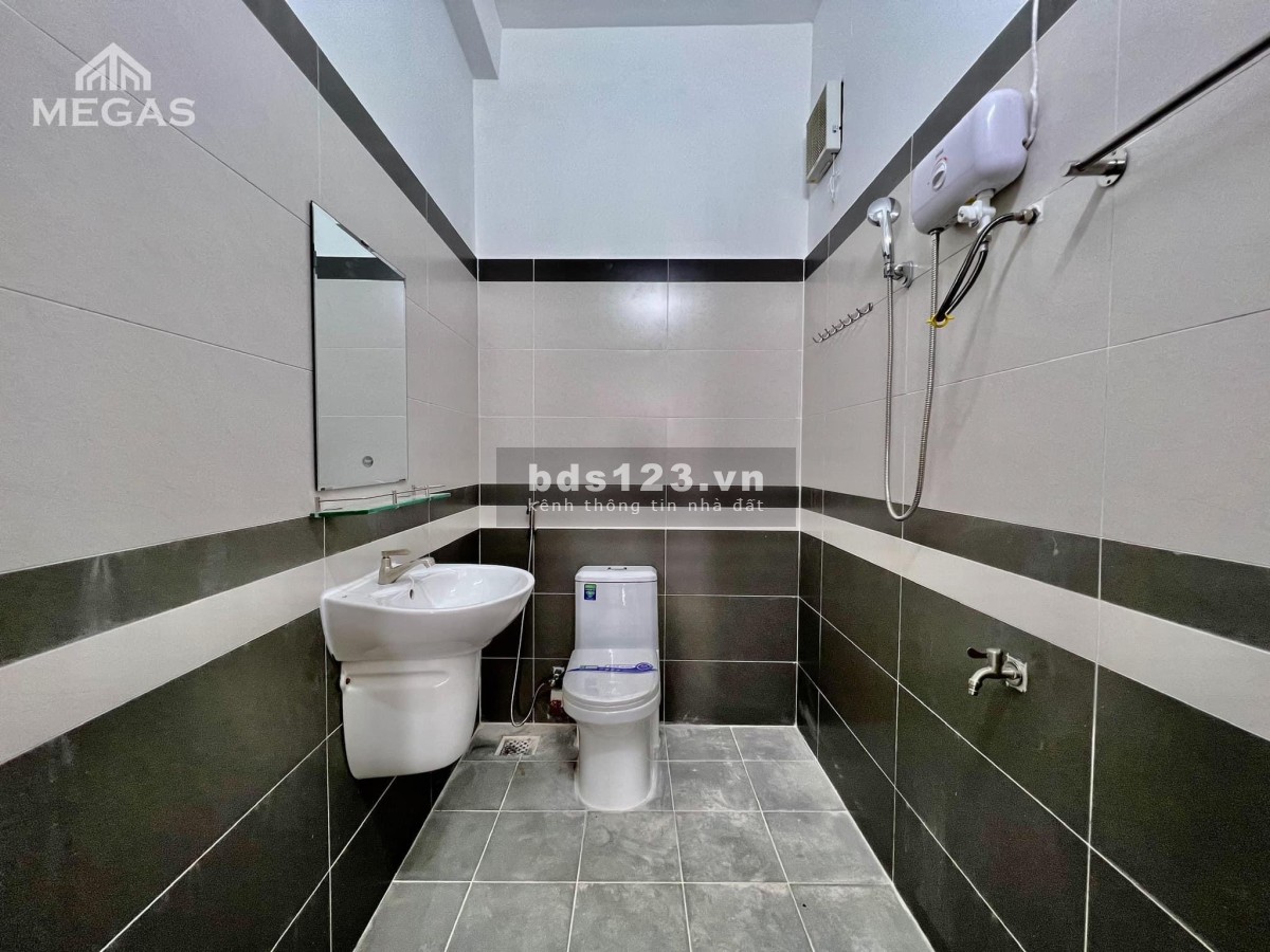 Cho thuê phòng full nội thất rộng 40m², ngay Etown Cộng Hoà, phòng sạch