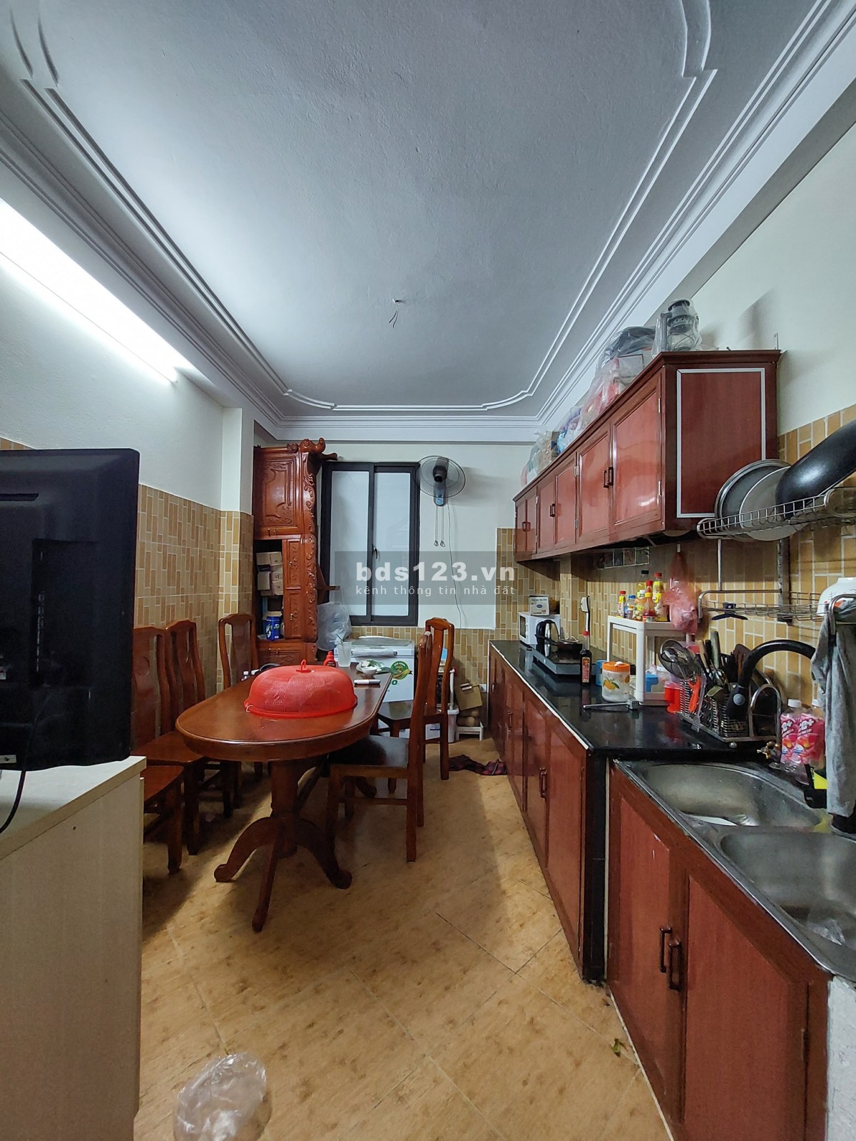 Bán nhà Giáp Nhị diện tích sử dụng 42m x 5 tầng, giá 4.5 tỷ, liên hệ 0942580999