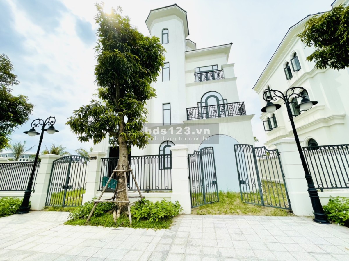 Bán biệt thự đơn lập Ngọc Trai dự án Vinhomes Ocean Park - Gia Lâm, diện tích 288m2 giá 60 tỷ