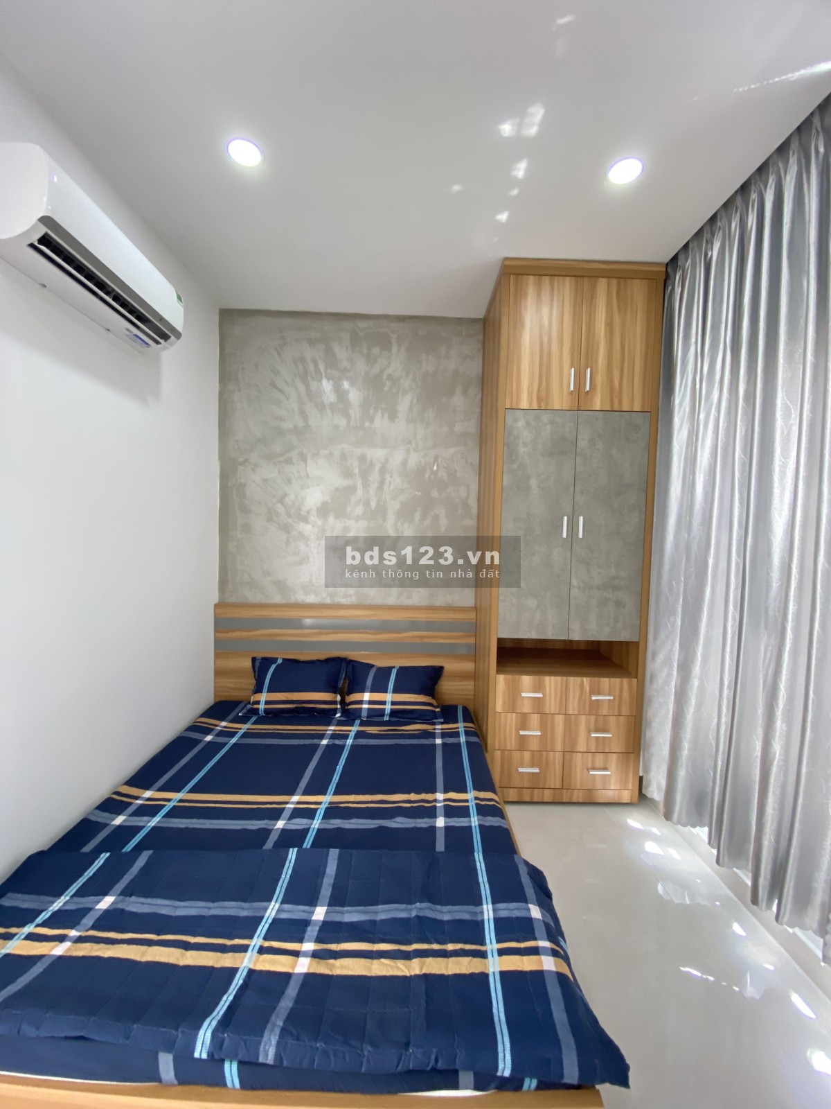 Nhà mới chính chủ . Cần tiền bán gấp trả nợ ngân hàng lh 0903556398
