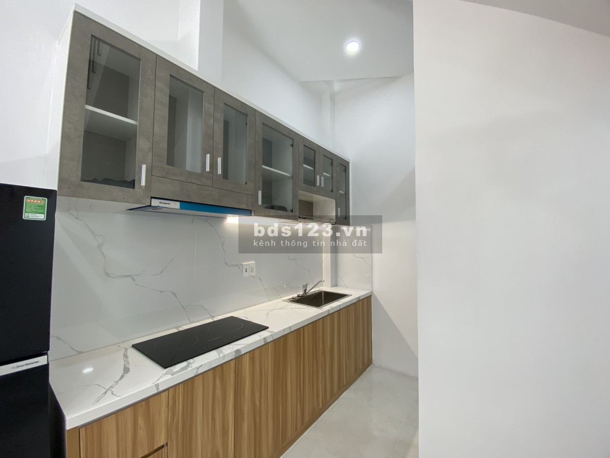Nhà mới chính chủ . Cần tiền bán gấp trả nợ ngân hàng lh 0903556398
