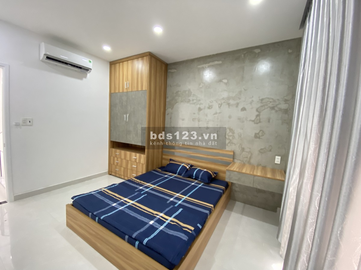 Nhà mới chính chủ . Cần tiền bán gấp trả nợ ngân hàng lh 0903556398