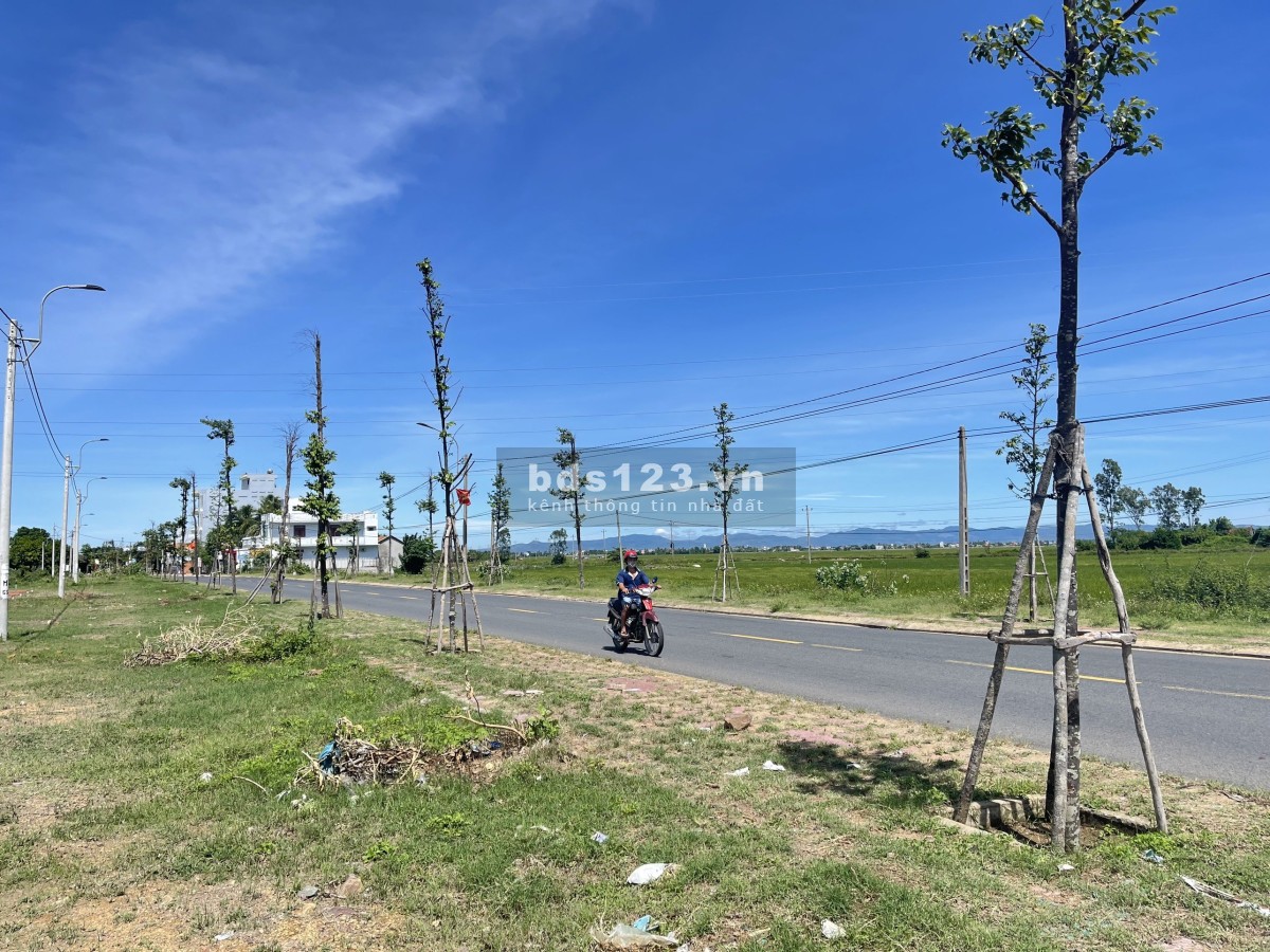 Khu dân cư thị xã Đông Hòa nằm mặt khu đắc địa liên hệ 0348007196