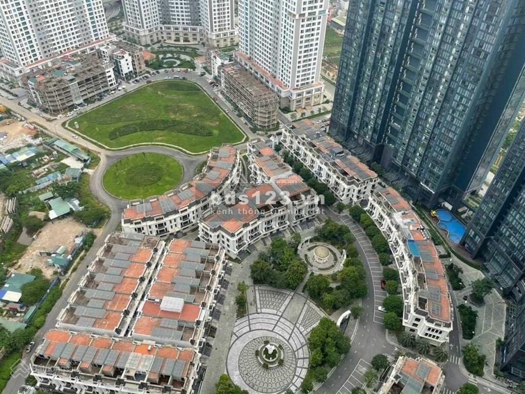 Gia đình tôi cần bán căn 3PN, Sunshine City, 97.7m2, giá: 4,8 tỷ - 094.335.7878