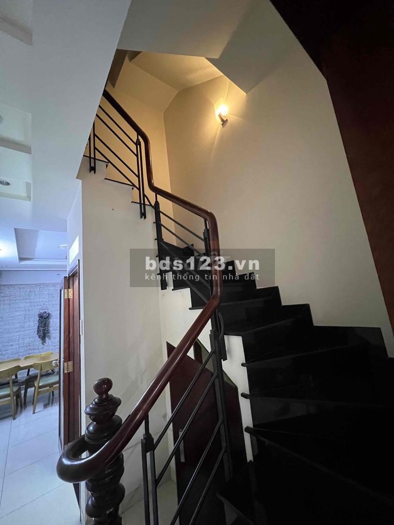 Bán nhà duy nhất đường Nguyễn Đình Chiểu, Q1. DT 5,8 x 26m, 3 lầu, giá 30 tỷ