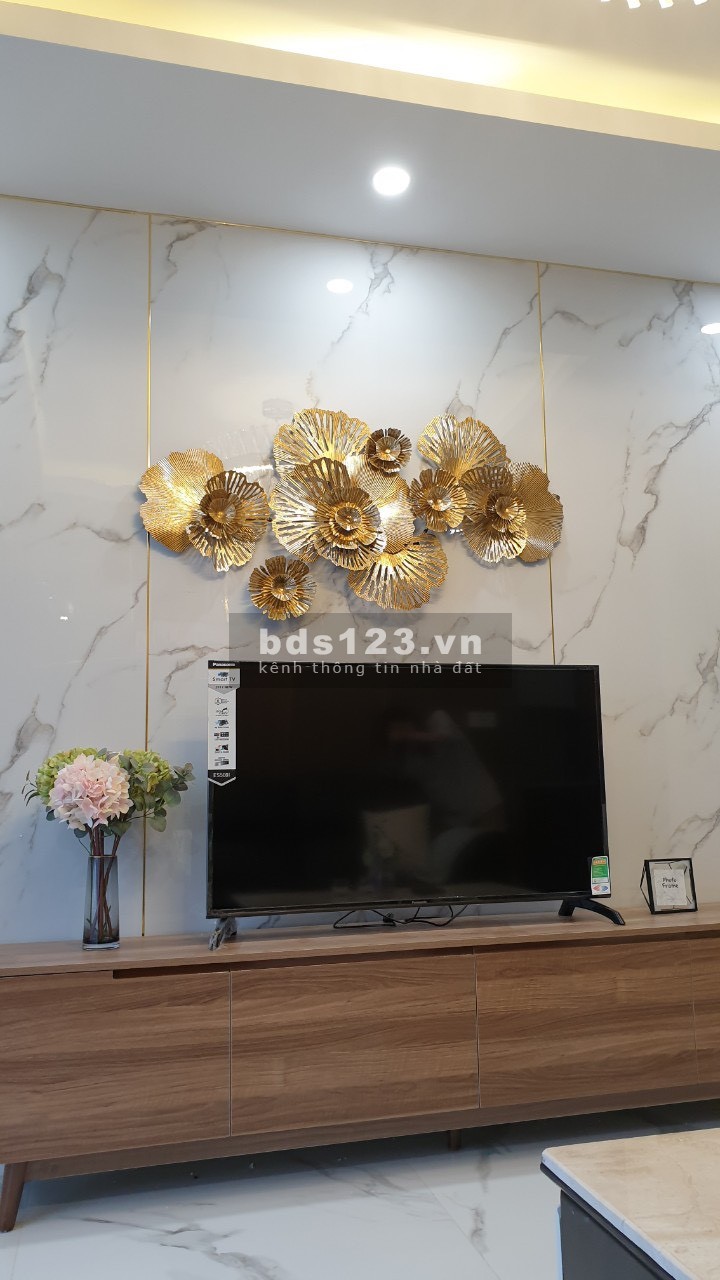 Gia đình tôi cần bán căn 3PN, Sunshine City, 97.7m2, giá: 4,8 tỷ - 094.335.7878