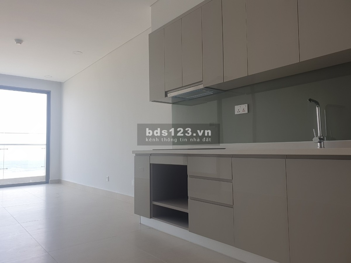 Cho thuê nhanh căn Sky 89 view sông có máy lạnh, rèm, giàn phơi DT 55m² giá chỉ 9 triệu/ tháng