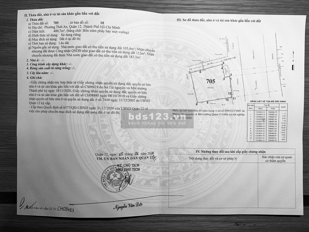 Bán lô đất diện tích 400,7 m2 2 mặt tiền đường Lê Thị Riêng, P. Thới An, Q. 12, Tp. HCM.