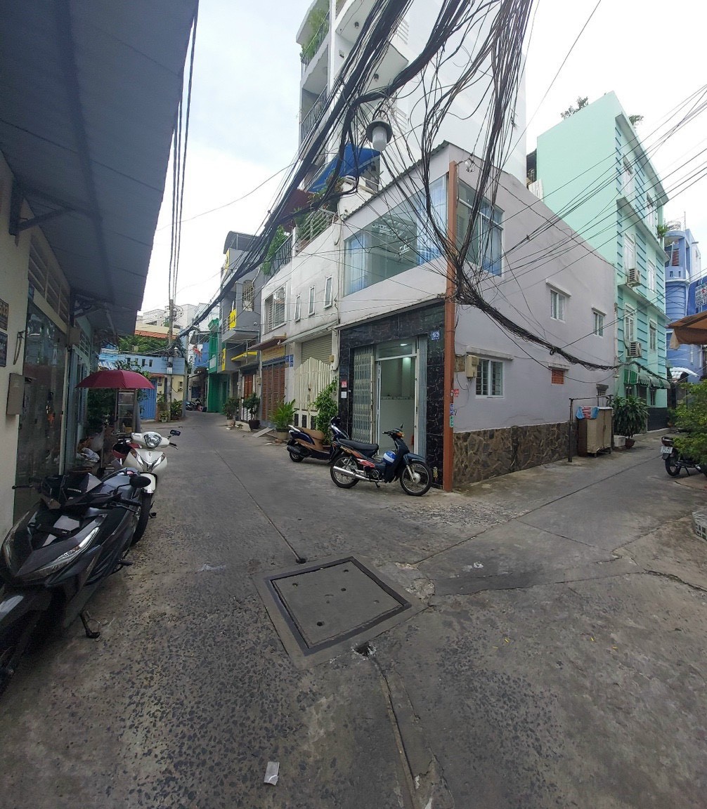 Bán nhà hẻm xe hơi 8m thông đường Bình Thới dtsd 30m2, 2 Tầng