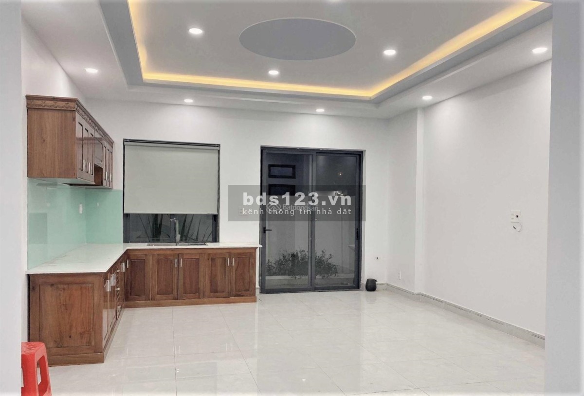 Bán nhà mặt tiền quận 6 đường An Dương Vương liên hệ 0568261518