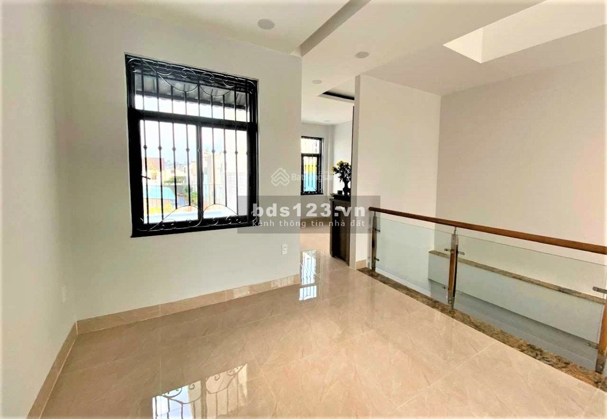 Bán nhà mặt tiền quận 6 đường An Dương Vương liên hệ 0568261518