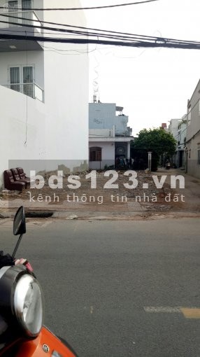 Bán đất chính chủ Mê Linh, Hà Nội, sổ đỏ vuông đẹp, giá tốt đầu tư