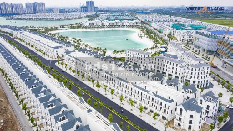 Cần bán căn liền kề shophouse 90m2 tại dự án Vinhomes Ocean Park, Gia Lâm