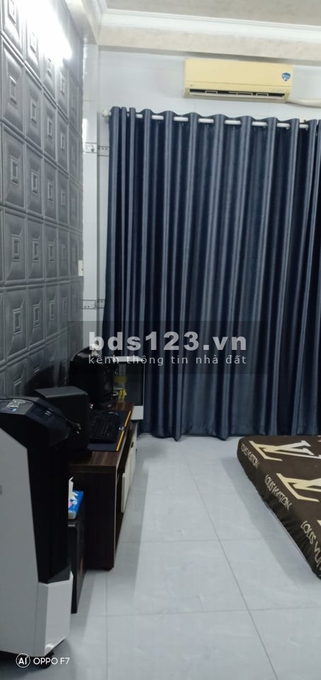 Chính chủ bán nhà mặt tiền đường Hậu Giang Quận 6 sổ đỏ vuông vức
