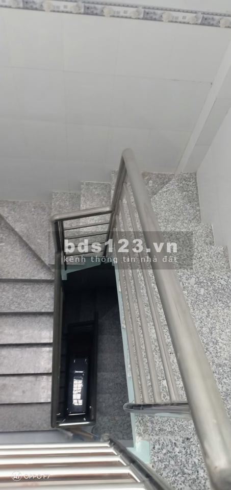 Chính chủ bán nhà mặt tiền đường Hậu Giang Quận 6 sổ đỏ vuông vức