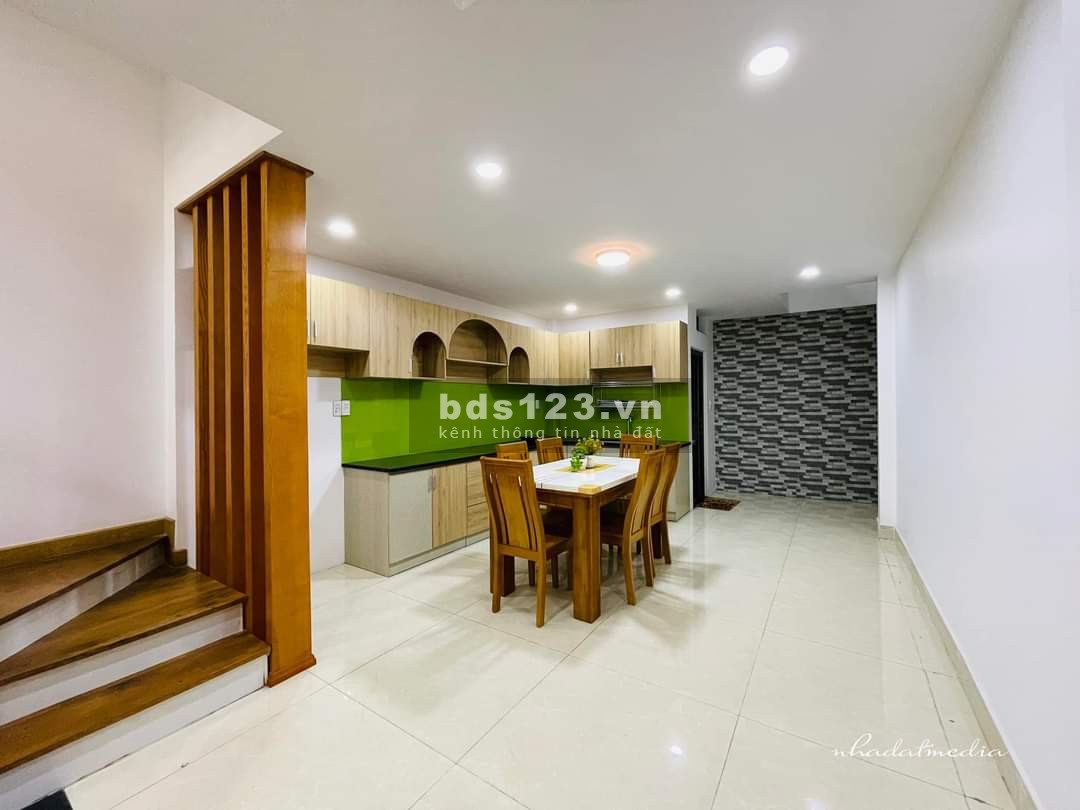 Bán gấp nhà đẹp như cung điện xe hơi ngủ trong nhà đường số 3, Phường 3, Gò Vấp.