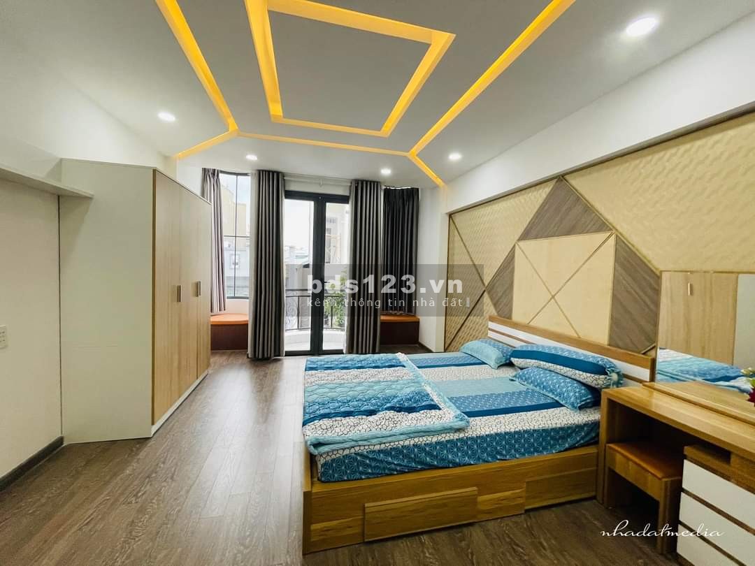 Bán gấp nhà đẹp như cung điện xe hơi ngủ trong nhà đường số 3, Phường 3, Gò Vấp.
