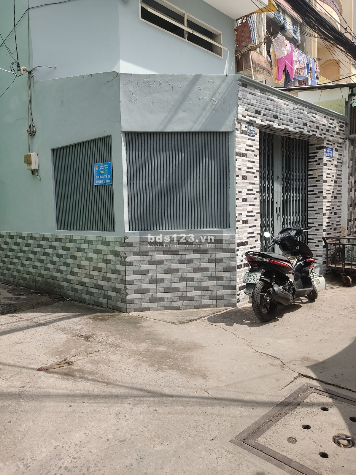 Nhà bán Quận 10, Hẻm 3m thông CMT8, DT 45,5m2(3,8 x 12,2), Giá 5 tỷ