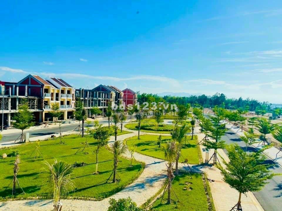 Ngôi nhà nhìn sông - Nam Hội An City sổ đỏ vĩnh viễn, giá tốt