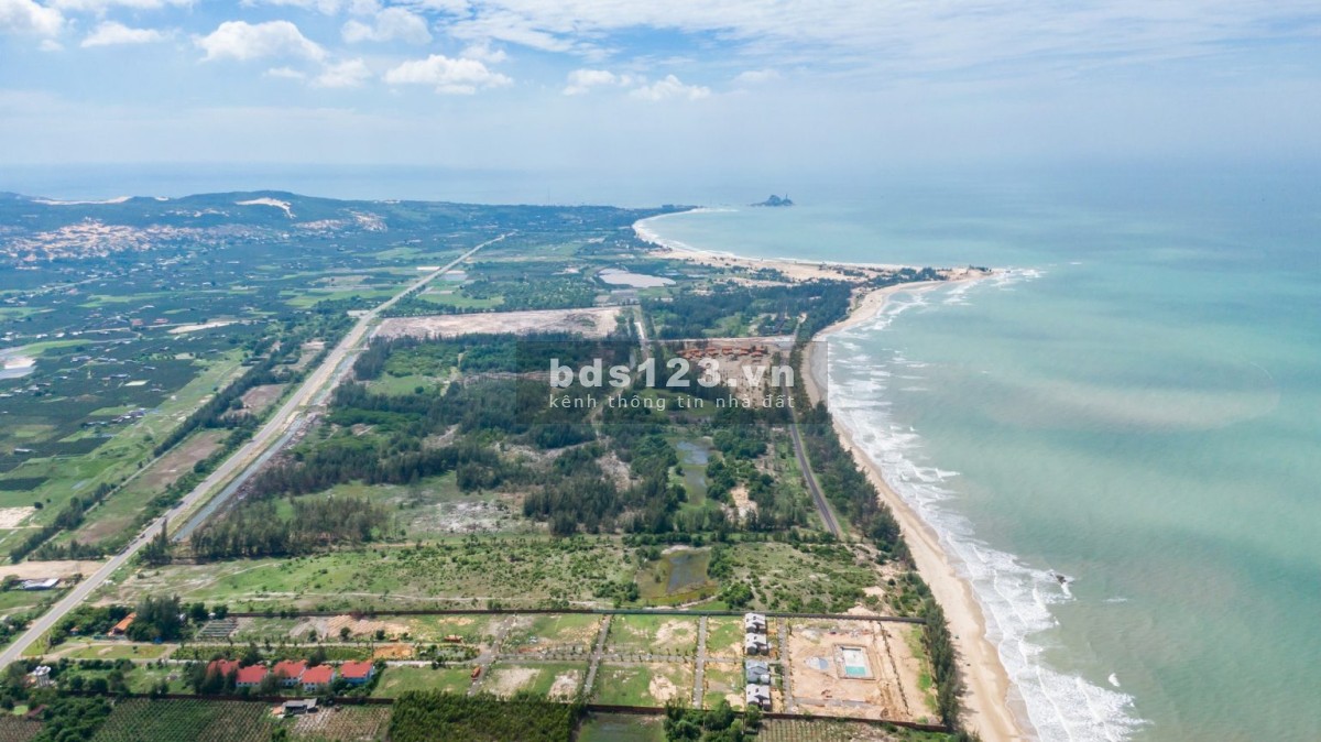 Bán đất sào gần biển Hoà Thắng, Bắc Bình, Bình Thuận, dtsd 21973m2, sổ đỏ, giá 270k/m2