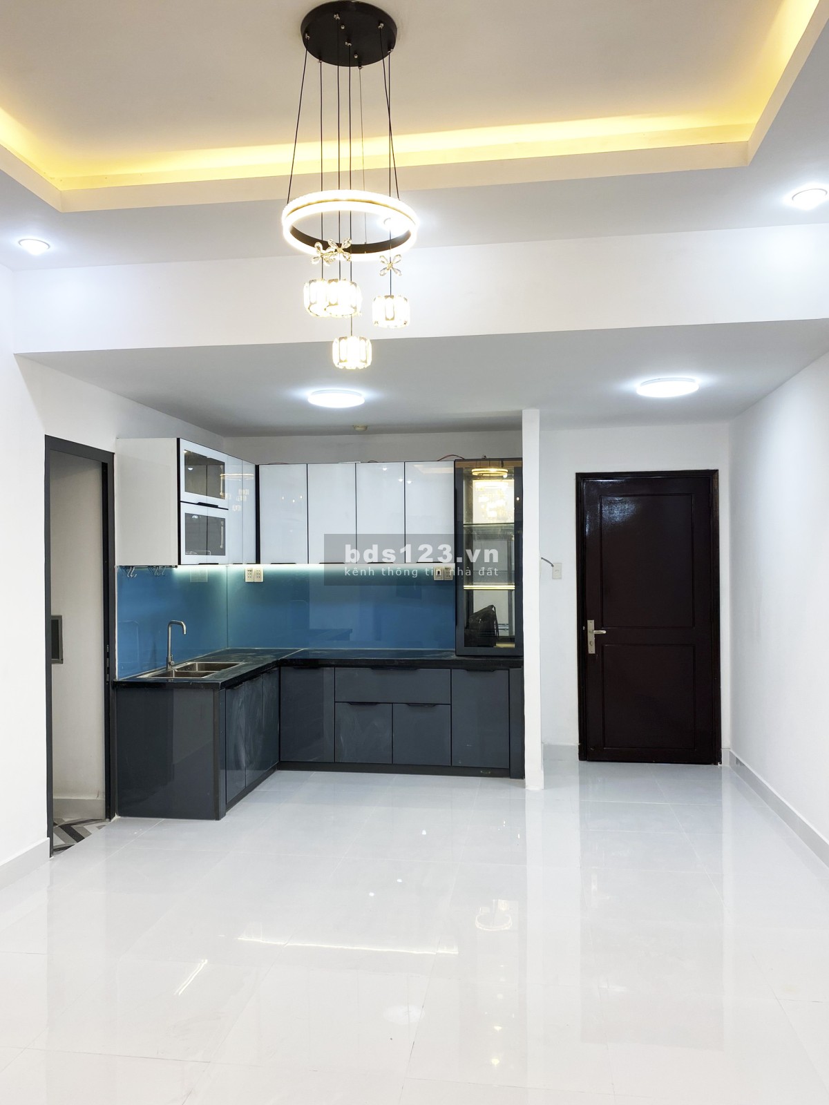 Cần bán căn hộ chung cư Vạn Đô - 348 Bến Vân Đồn phường 1- Quận 4- TP. HCM