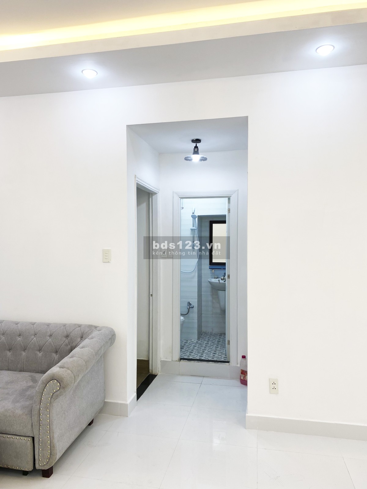 Cần bán căn hộ chung cư Vạn Đô - 348 Bến Vân Đồn phường 1- Quận 4- TP. HCM