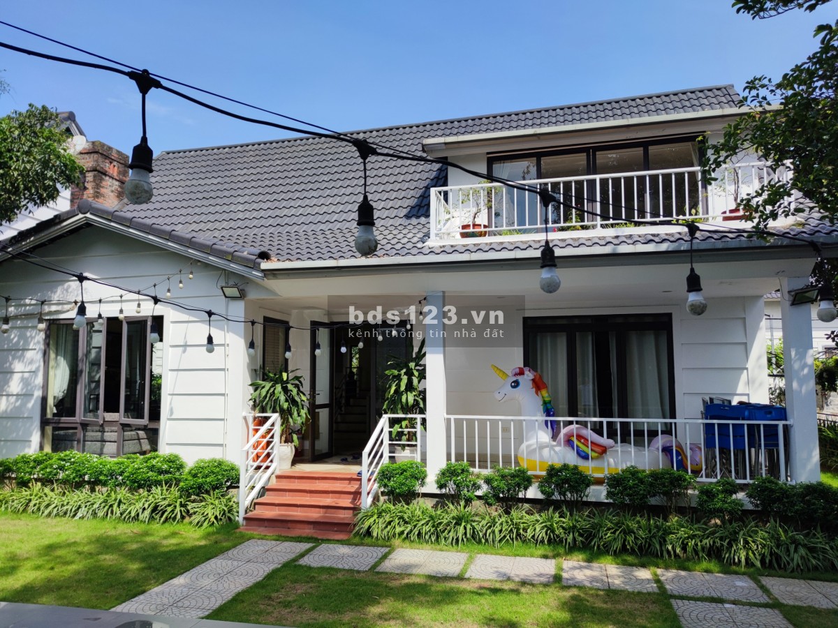 Chuyển nhượng căn biệt thự 330m2 đã hoàn thiện. Bể bơi riêng. Full nội thất - Đã có sổ đỏ