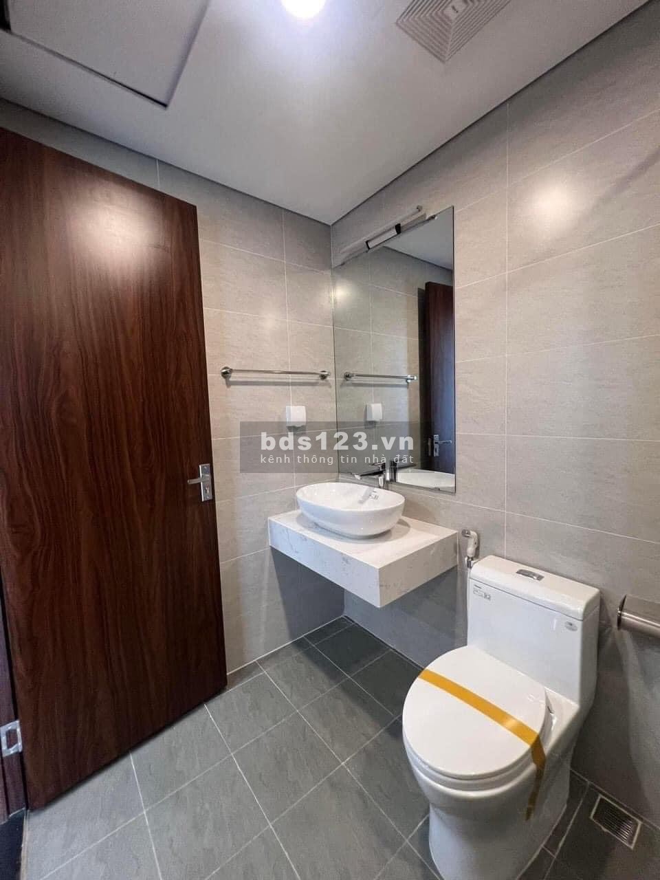 Nhận nhà ở ngay sổ hồng trao tay chỉ với 700 triệu, liên hệ 0922569431