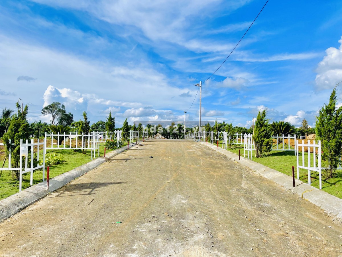 Bán đất nền thổ cư, xã Lộc An, Bảo Lâm, Lâm Đồng dtsd 120m2, sổ đỏ, giá 8 triệu/m2