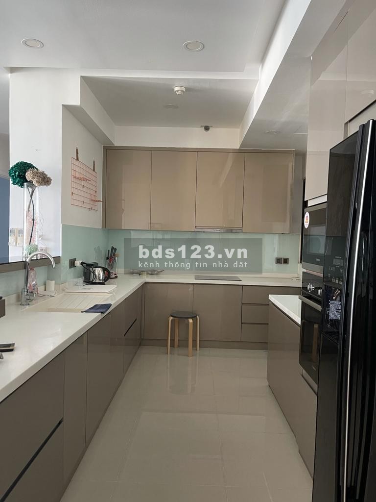 Cho thuê căn hộ 3 phòng ngủ cao cấp Estella Heights chỉ 80tr