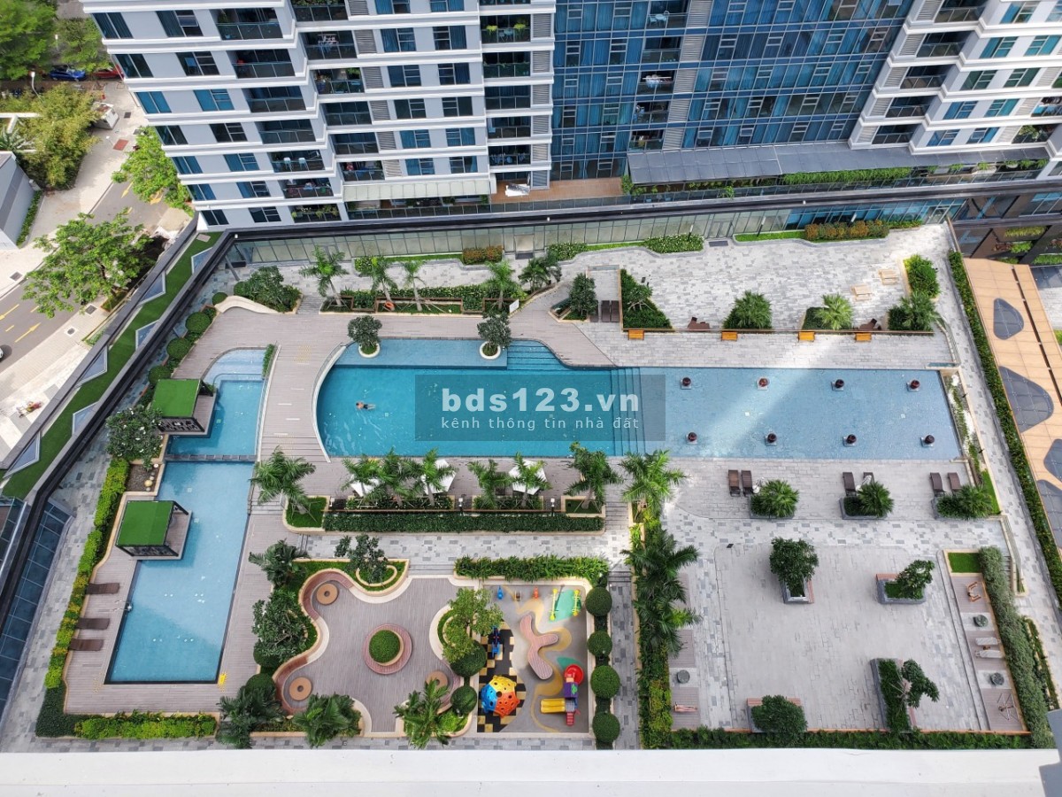 Em cần bán căn hộ 130m2 cc Sunwah Pearl trung tâm Q. Bình Thạnh, view sông trực diện
